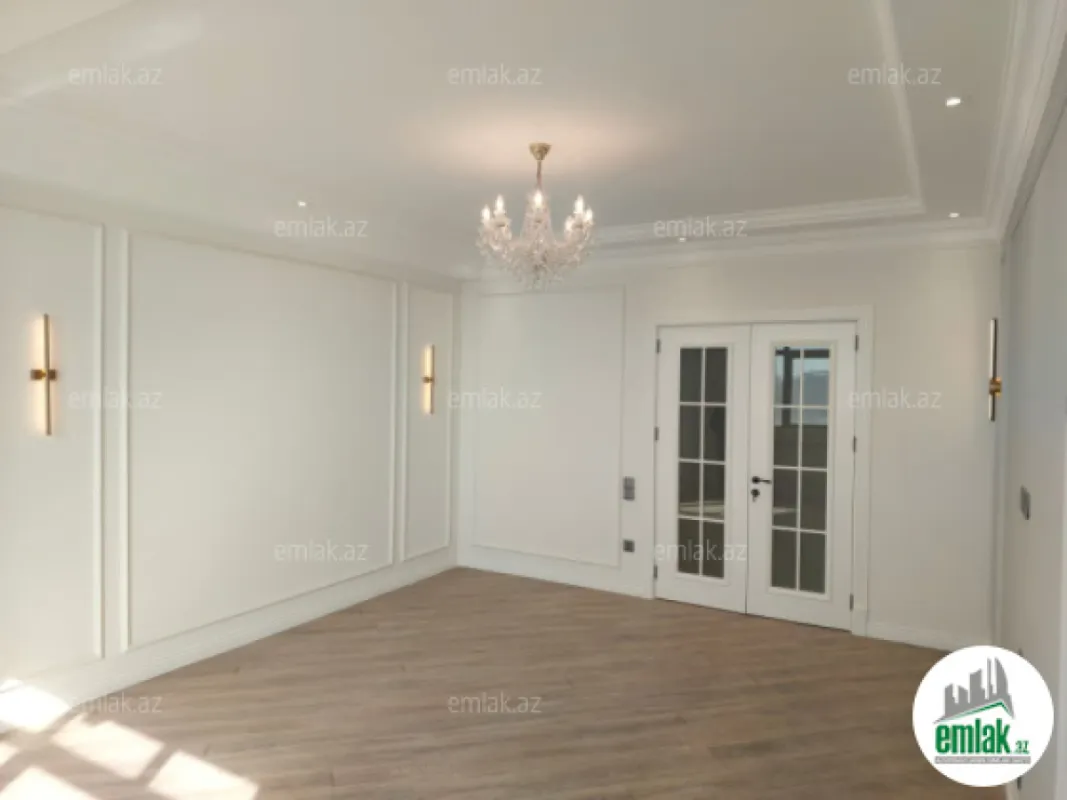 Satılır 4 otaqlı yeni tikili 140 m²