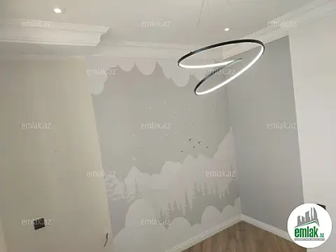 Satılır 4 otaqlı yeni tikili 140 m²
