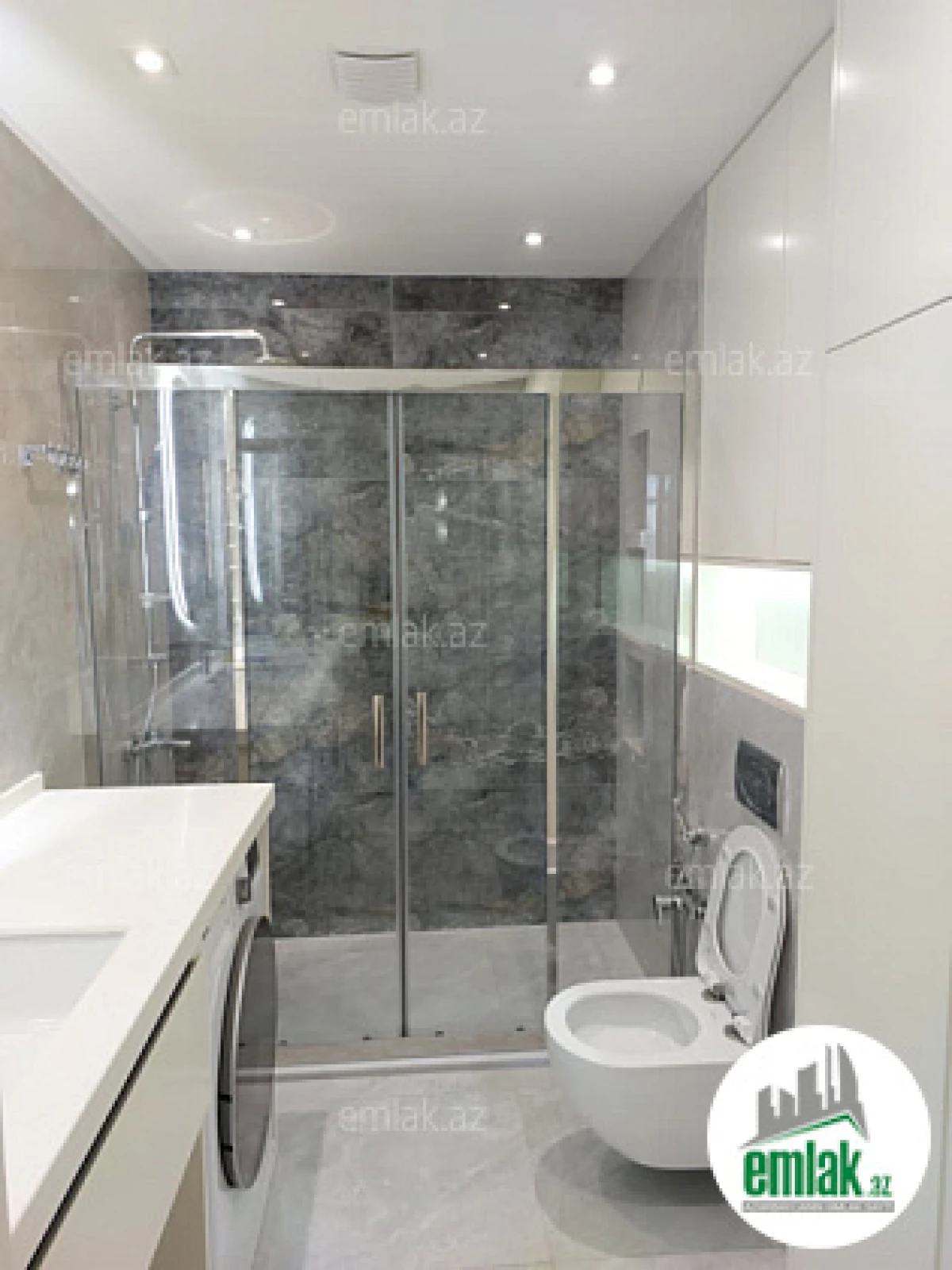 Satılır 4 otaqlı yeni tikili 140 m²