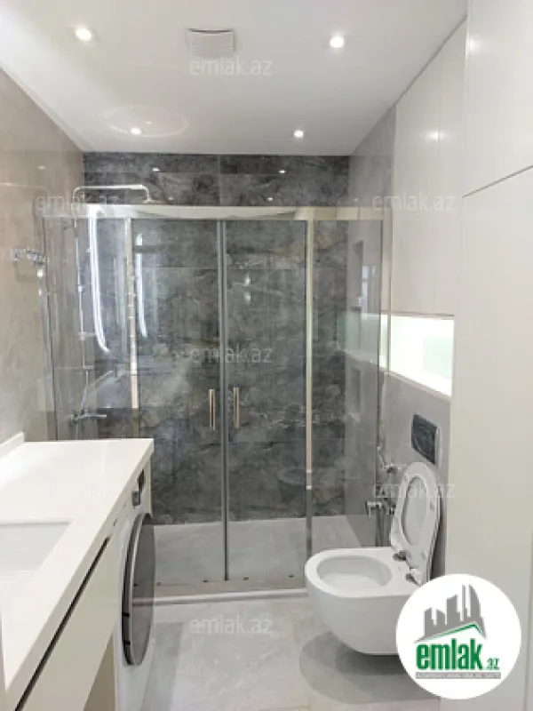 Satılır 4 otaqlı yeni tikili 140 m²