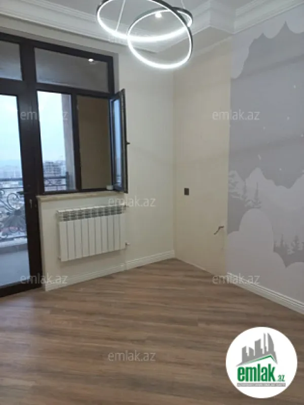 Satılır 4 otaqlı yeni tikili 140 m²