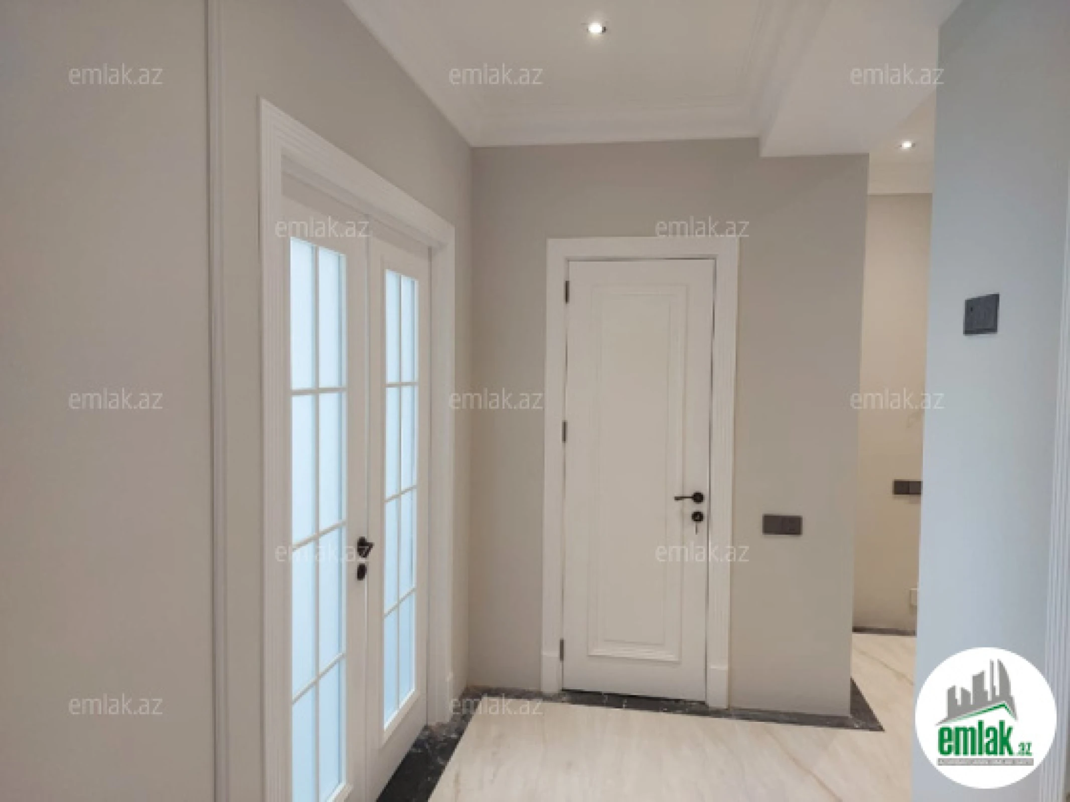 Satılır 4 otaqlı yeni tikili 140 m²