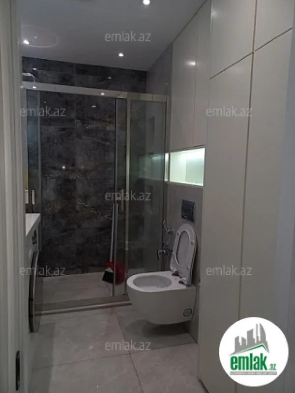Satılır 4 otaqlı yeni tikili 140 m²
