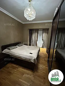 Satılır 3 otaqlı köhnə tikili 68 m²