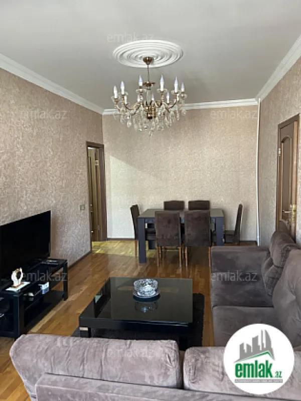 Satılır 3 otaqlı köhnə tikili 68 m²