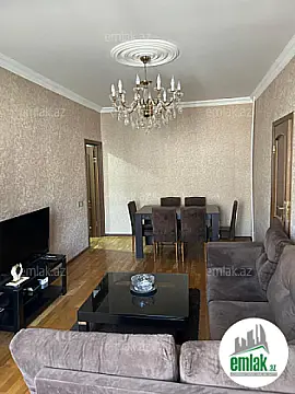 Satılır 3 otaqlı köhnə tikili 68 m²