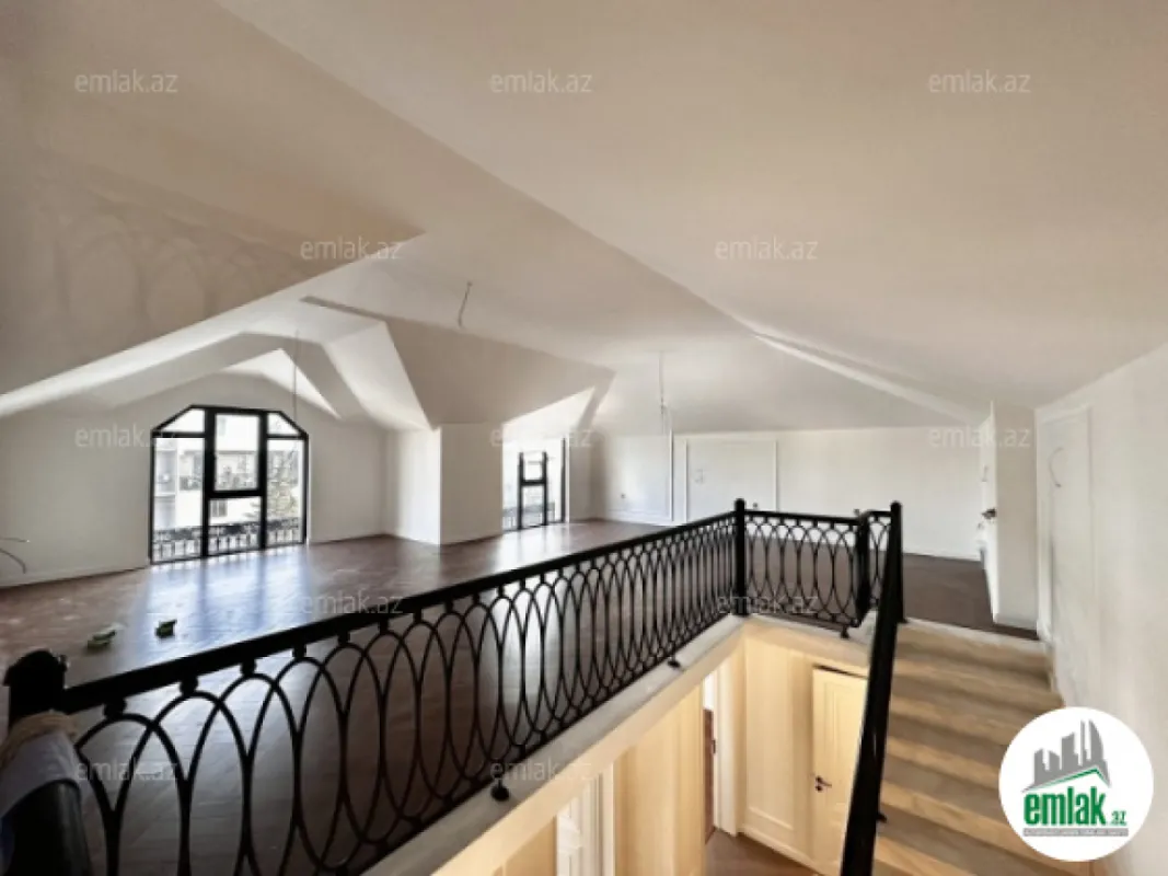 Satılır 7 otaqlı həyət evi 360 m²