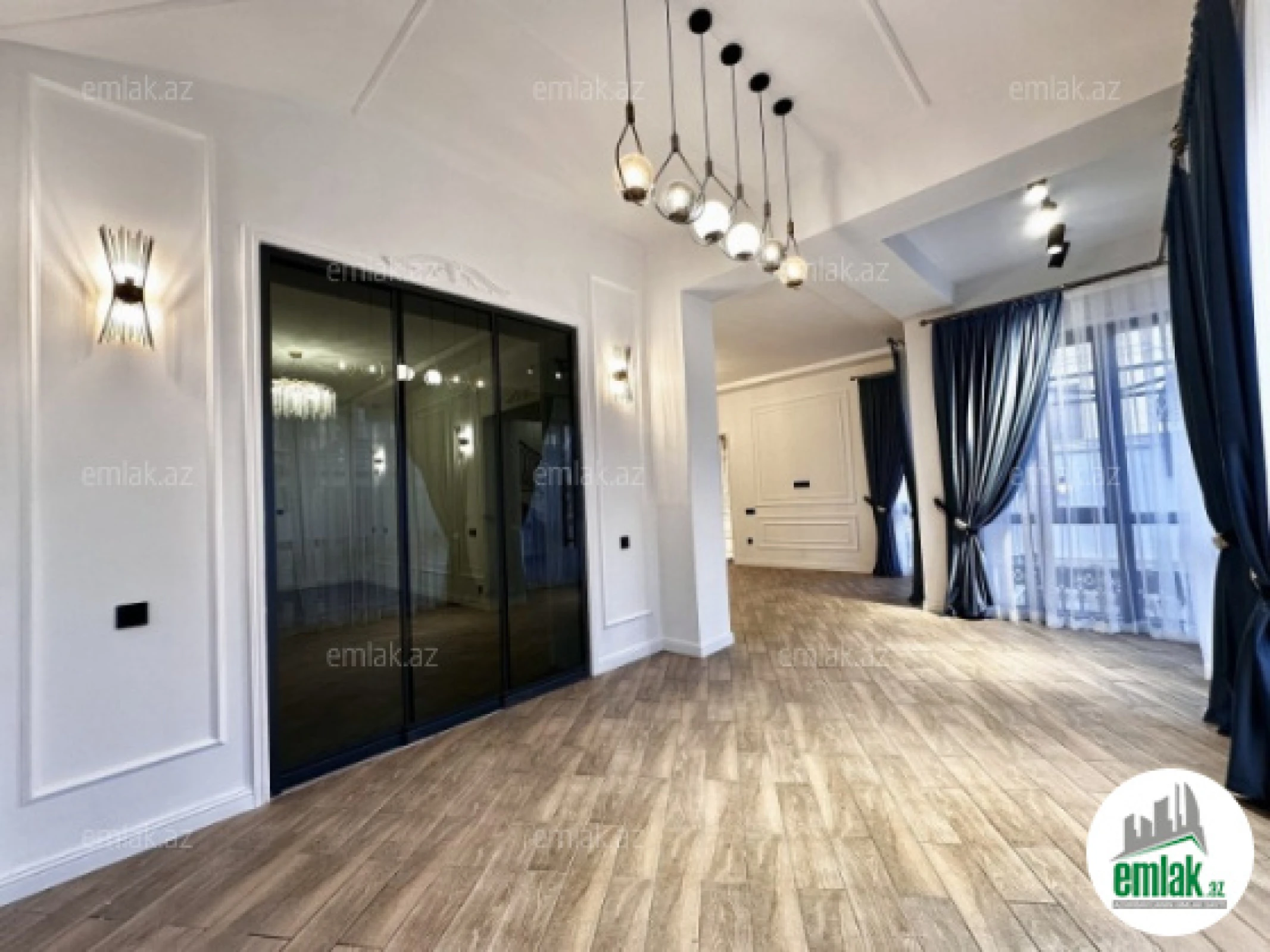 Satılır 7 otaqlı həyət evi 360 m²