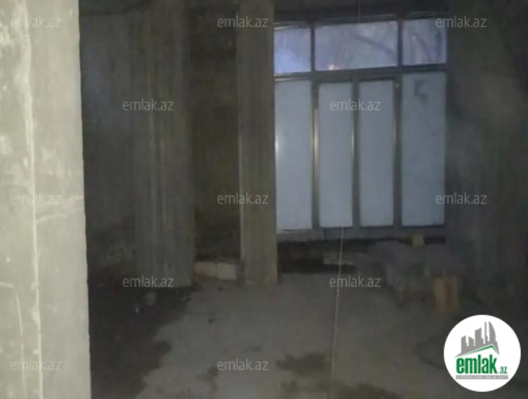 Satılır 1 otaqlı obyekt 121.6 m²