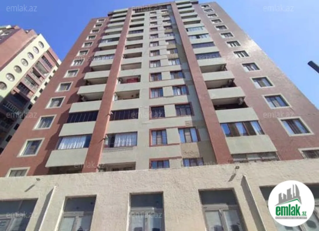 Satılır 1 otaqlı obyekt 121.6 m²