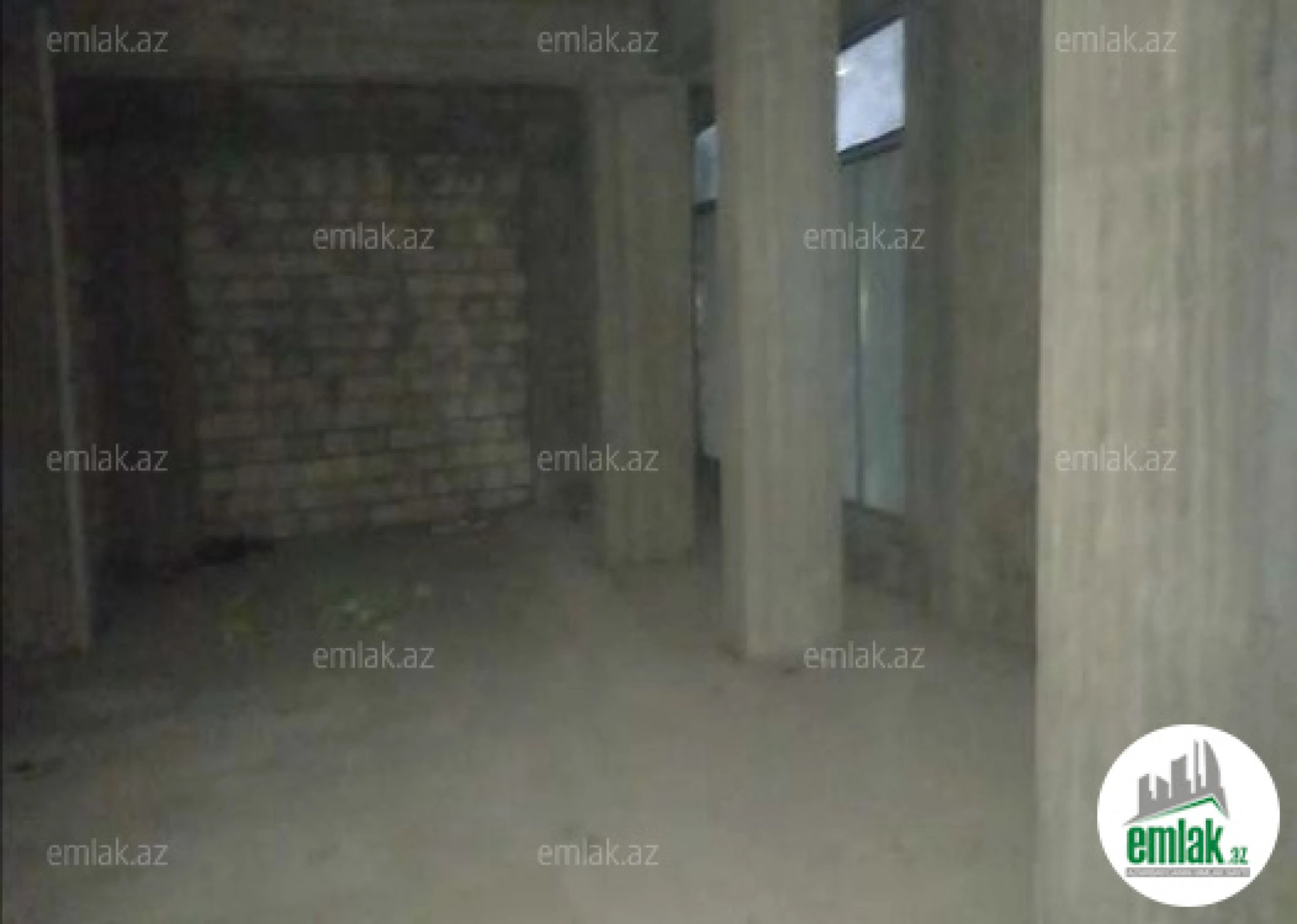 Satılır 1 otaqlı obyekt 121.6 m²