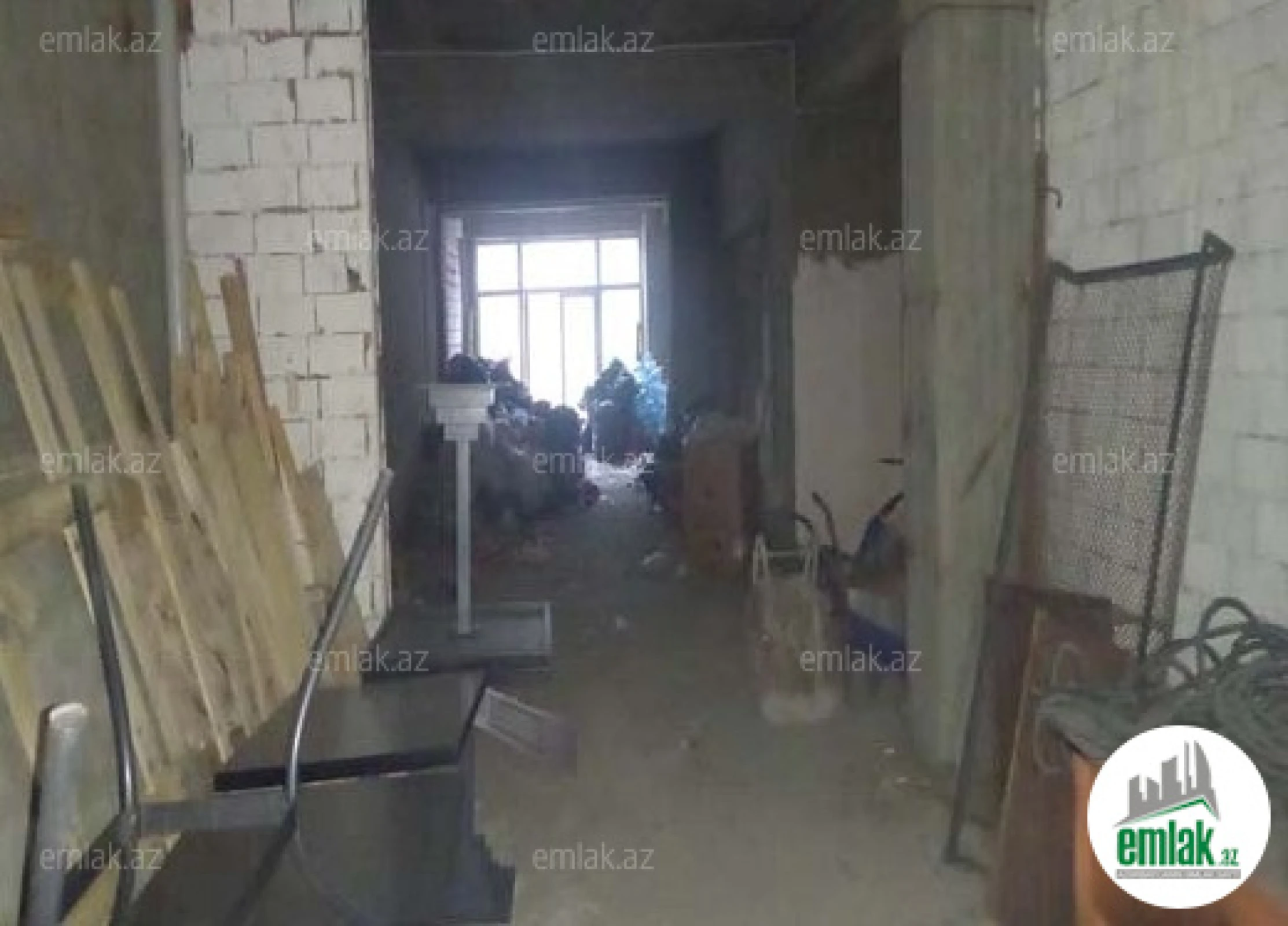 Satılır 1 otaqlı obyekt 214.8 m²