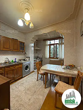 Satılır 3 otaqlı köhnə tikili 100 m² — Bakı 3 otaq 100.00 m²