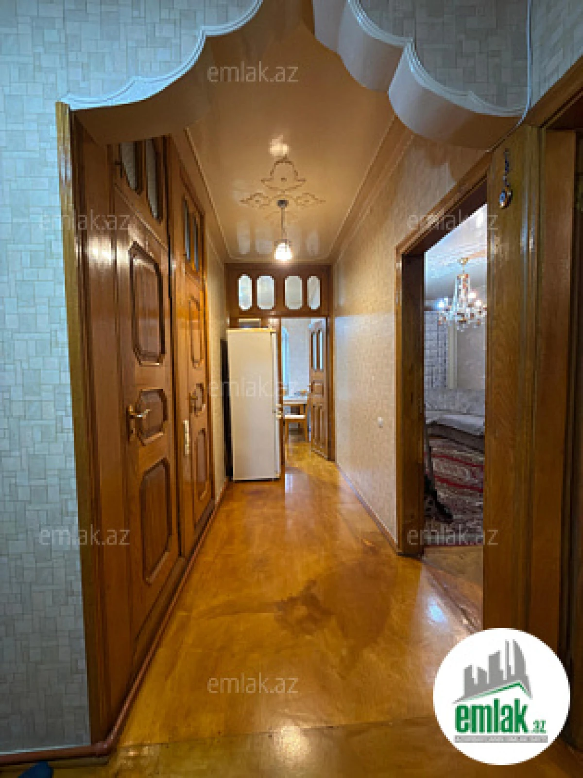 Satılır 3 otaqlı köhnə tikili 100 m²