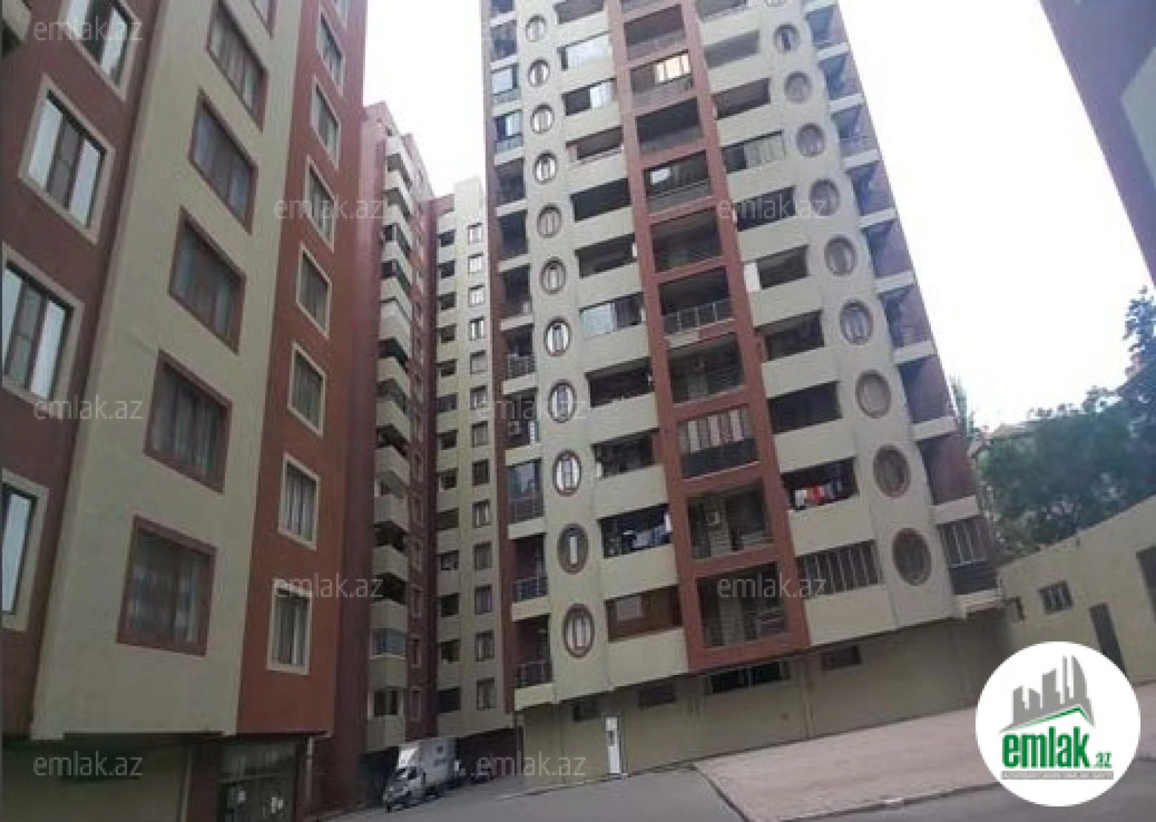 Satılır 1 otaqlı obyekt 68.6 m²