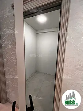 Satılır 3 otaqlı yeni tikili 130 m²