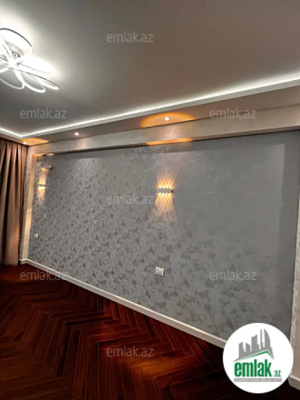 Satılır 3 otaqlı yeni tikili 130 m²