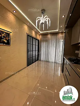 Satılır 3 otaqlı yeni tikili 130 m² — Bakı 3 otaq 130.00 m²