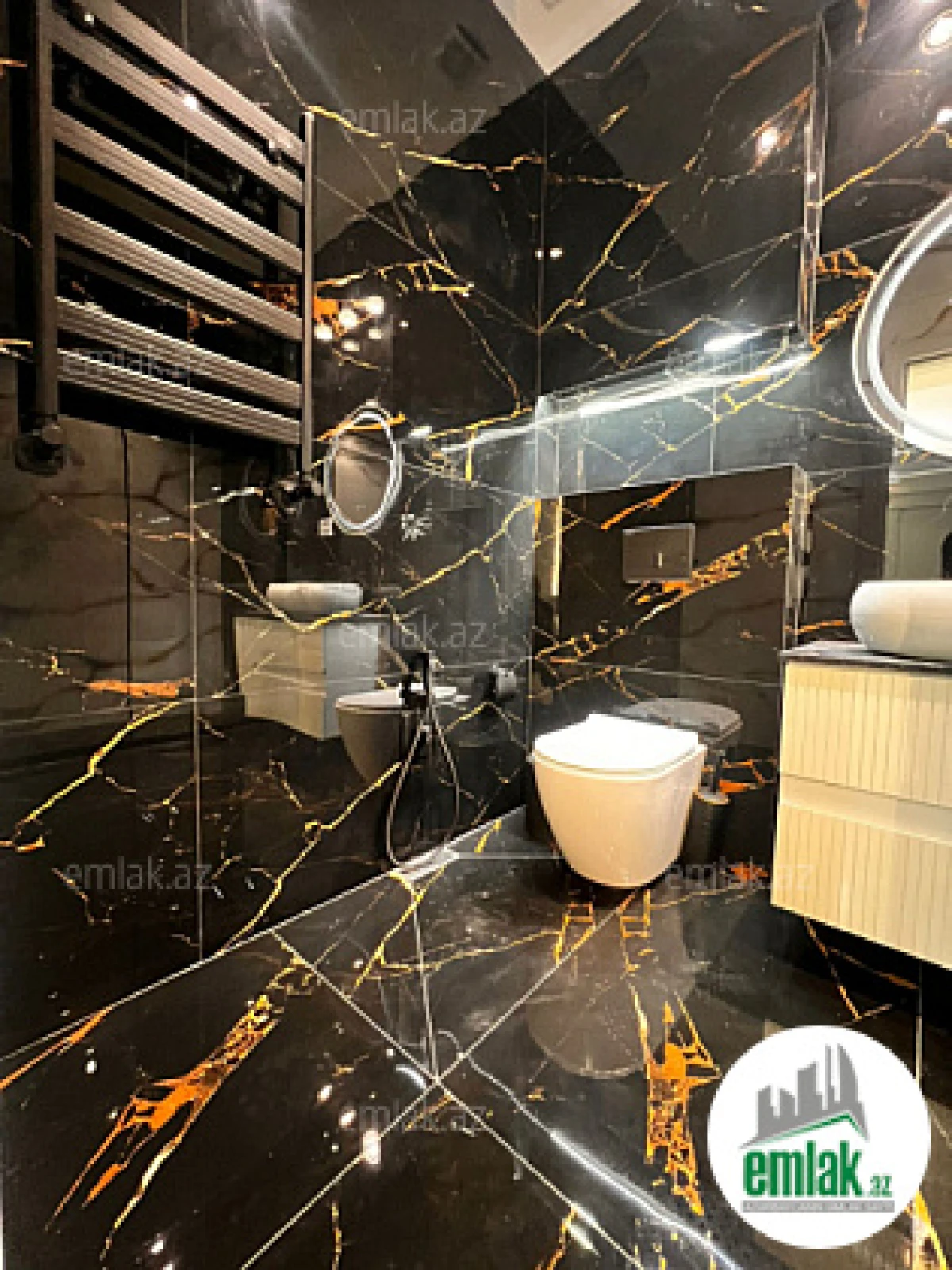 Satılır 3 otaqlı yeni tikili 130 m²