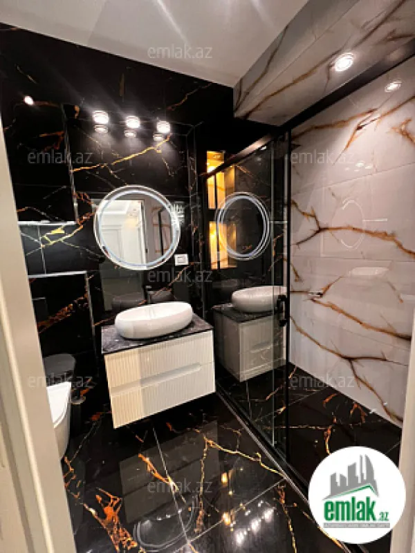 Satılır 3 otaqlı yeni tikili 130 m²