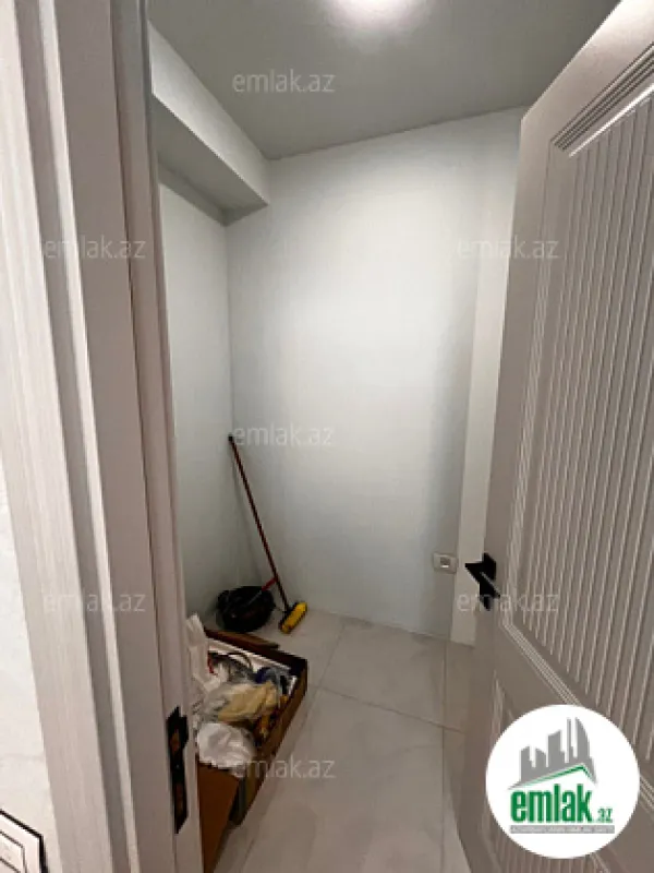 Satılır 3 otaqlı yeni tikili 130 m²