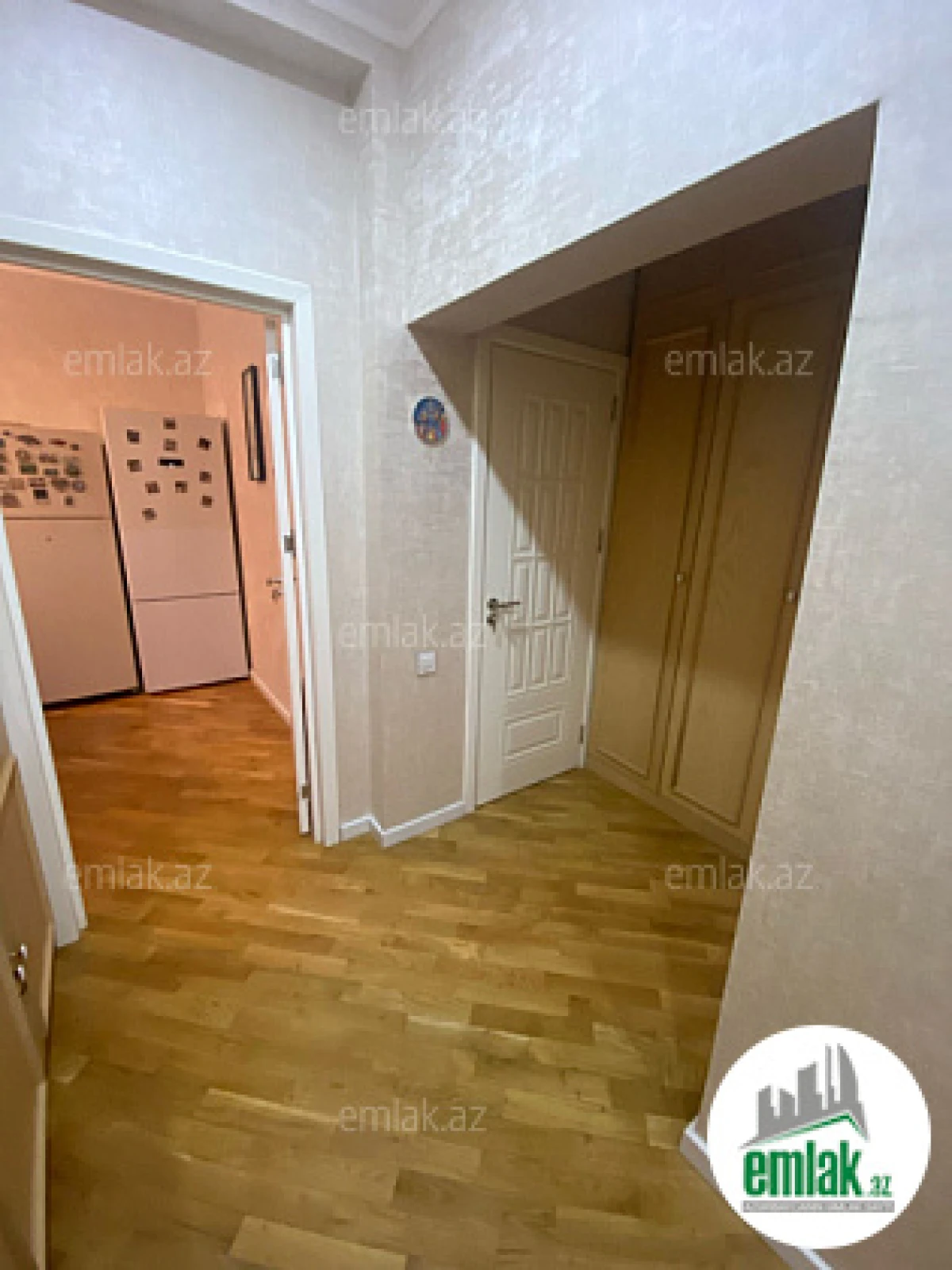 Satılır 2 otaqlı yeni tikili 93 m²