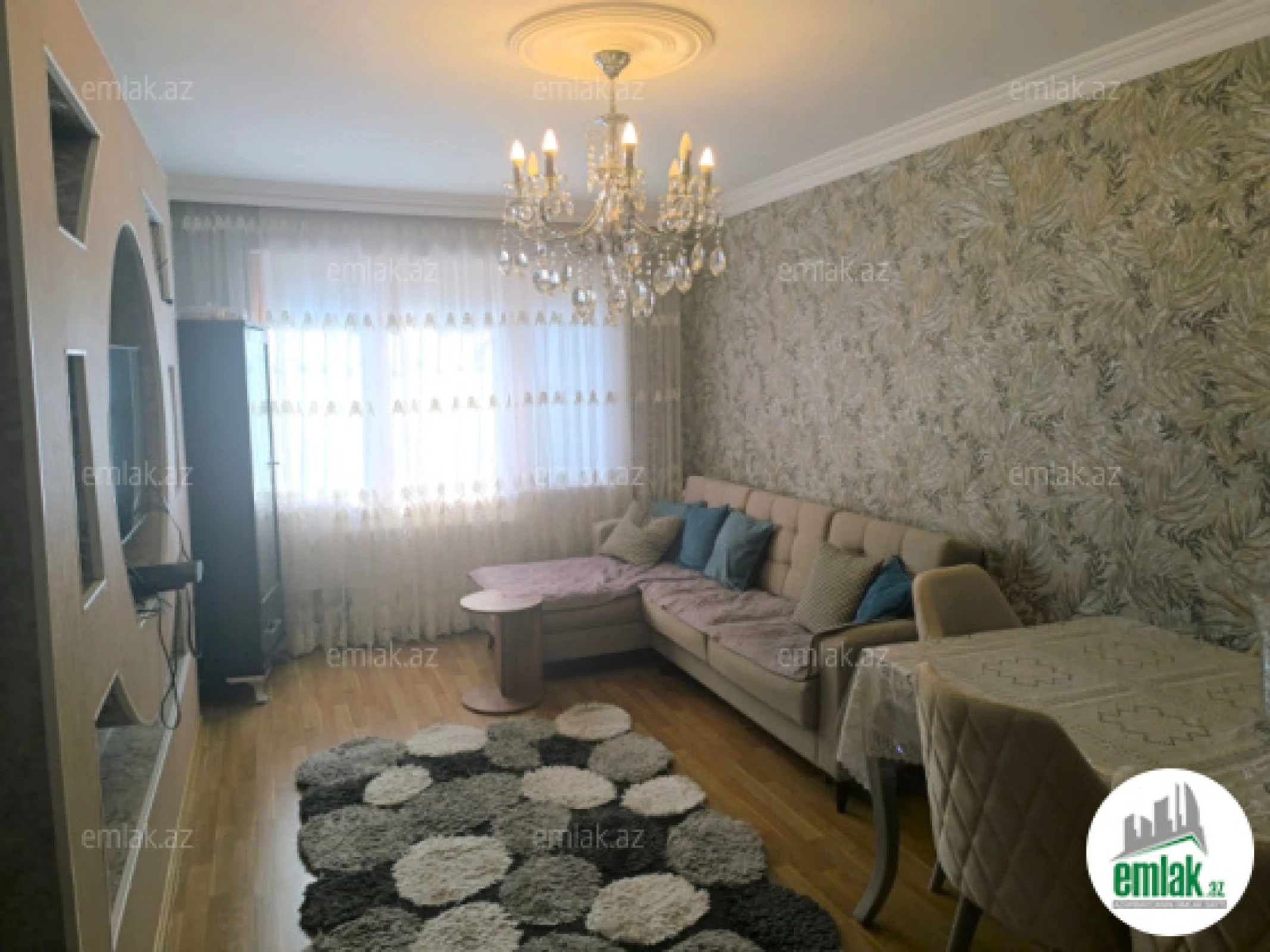 Satılır 3 otaqlı köhnə tikili 80 m²
