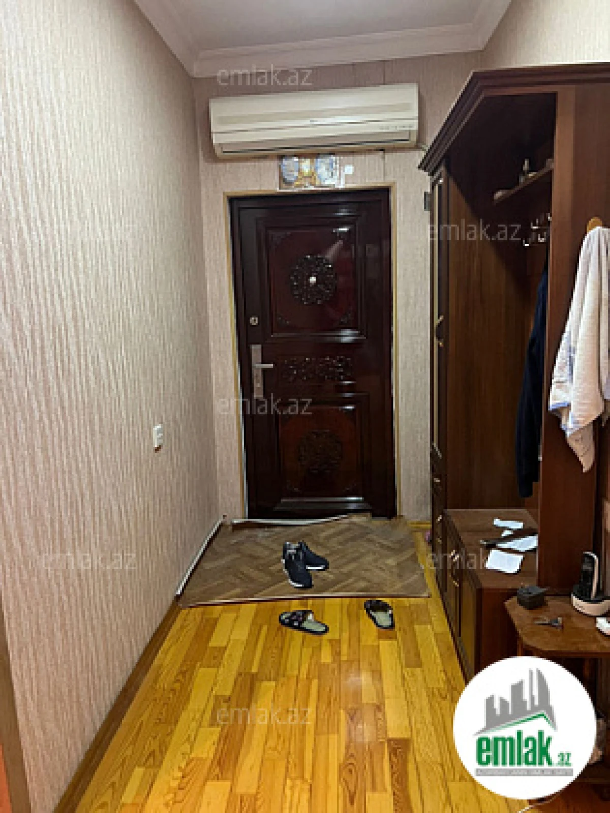 Satılır 4 otaqlı köhnə tikili 110 m²