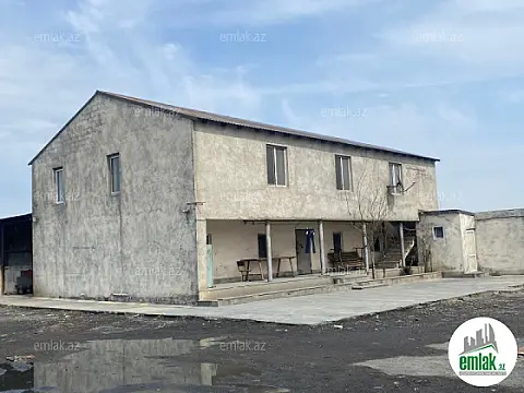 Satılır 100 otaqlı obyekt 3000 m²