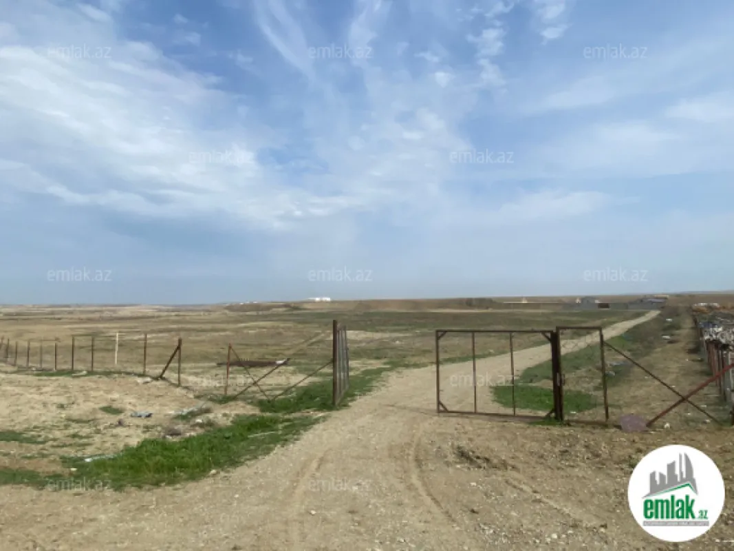 Satılır 100 otaqlı obyekt 3000 m²