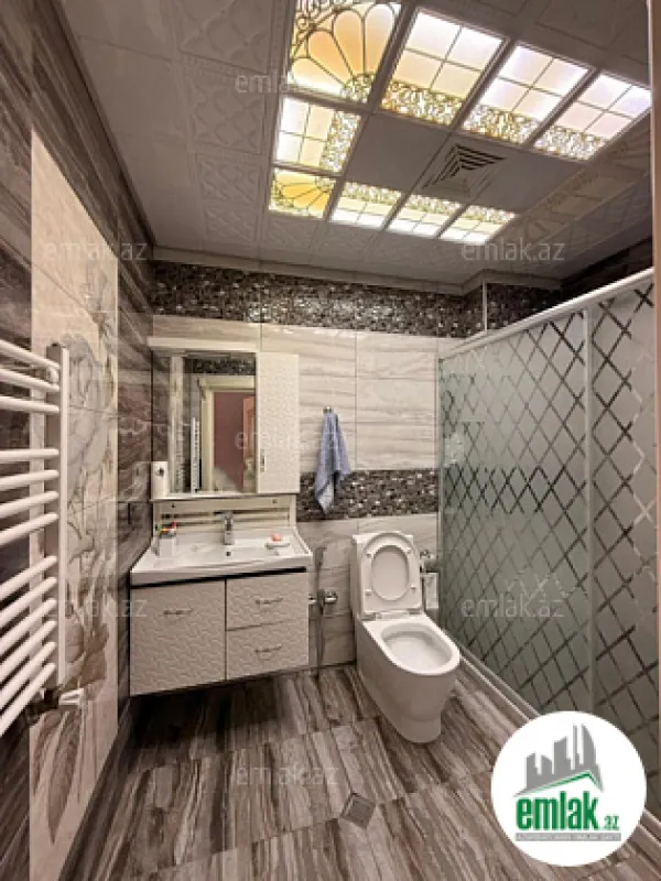 Satılır 4 otaqlı yeni tikili 130 m²