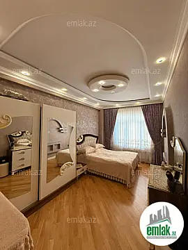 Satılır 4 otaqlı yeni tikili 130 m²