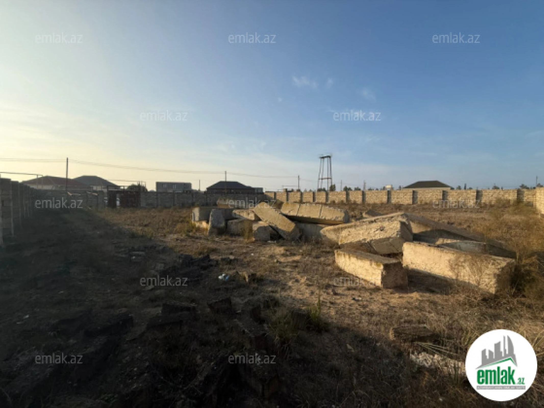 Satılır torpaq sahəsi 12 m²