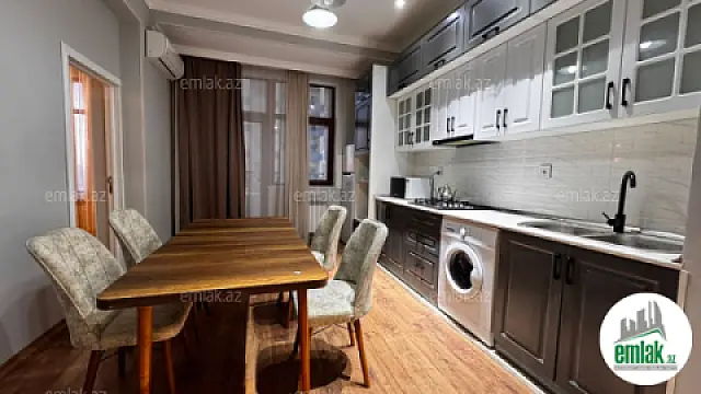 Satılır 2 otaqlı yeni tikili 75 m²
