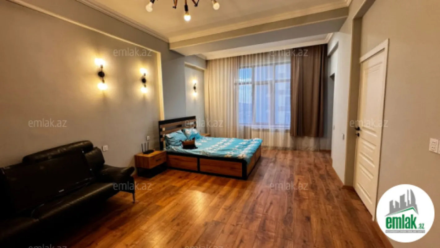 Satılır 2 otaqlı yeni tikili 75 m²