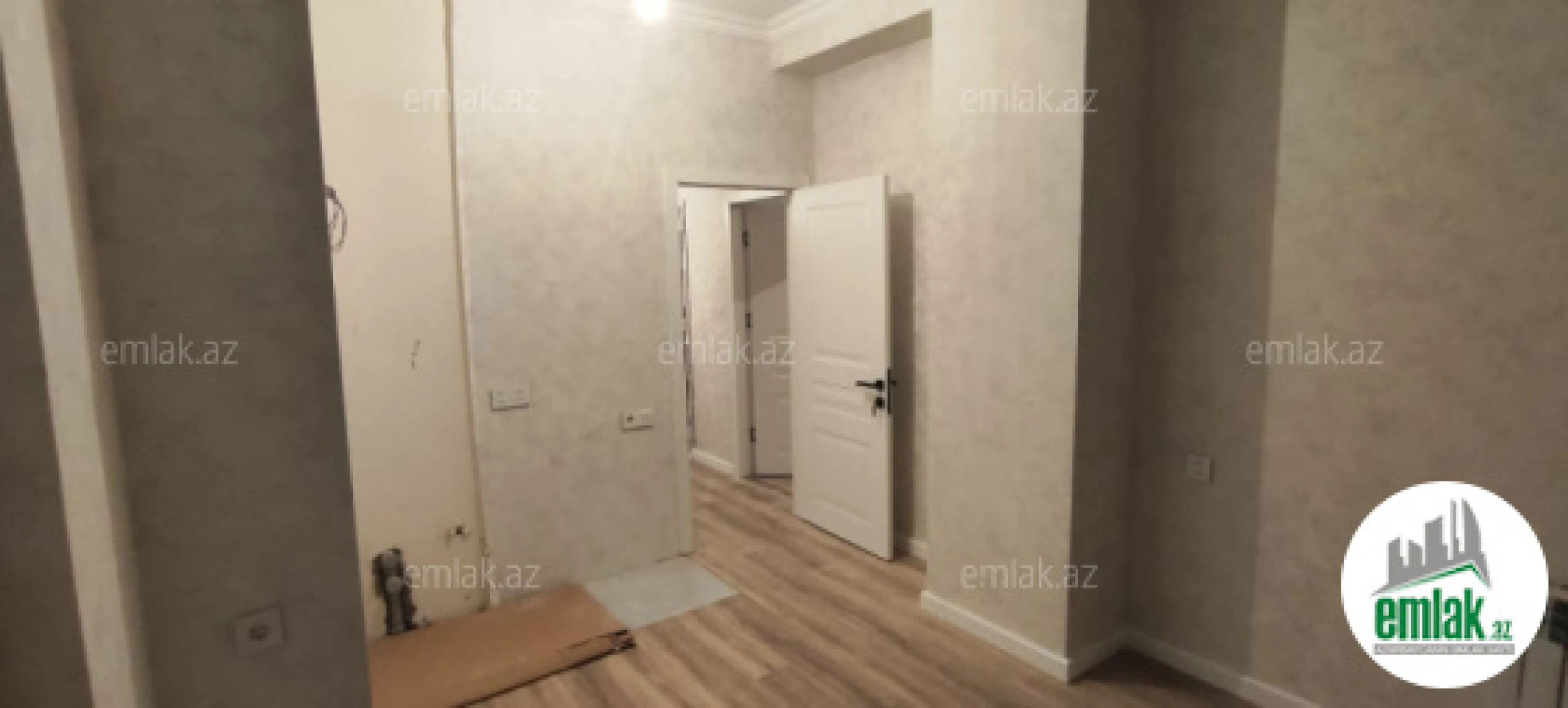 Satılır 2 otaqlı yeni tikili 75 m²