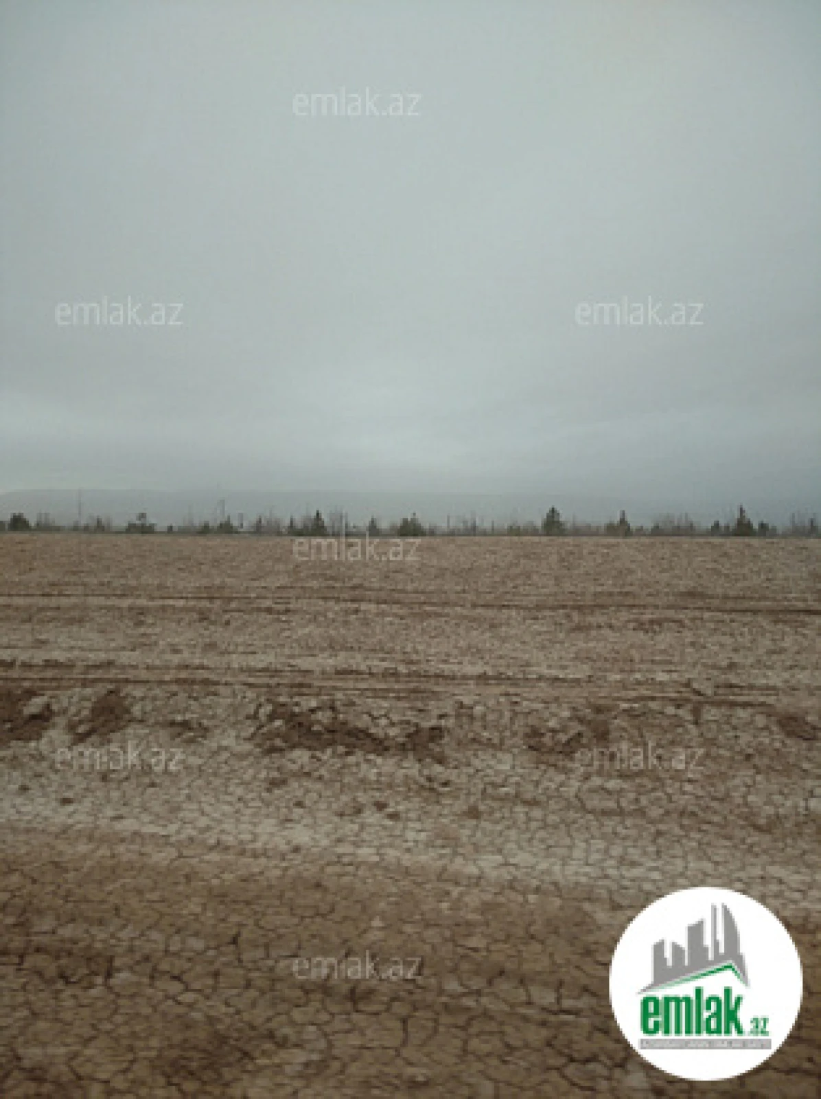 Satılır torpaq sahəsi 10000 m²