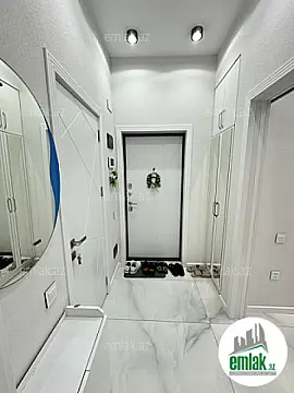 Satılır 2 otaqlı yeni tikili 55 m²