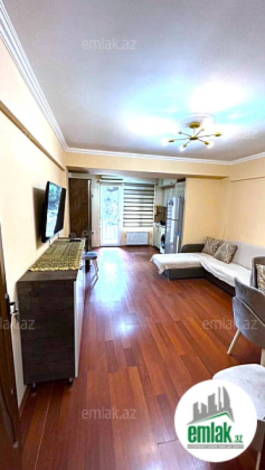 Satılır 1 otaqlı köhnə tikili 45 m²