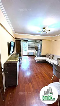 Satılır 1 otaqlı köhnə tikili 45 m² — Bakı, 5-ci mikrorayon 1 otaq 45.00 m²