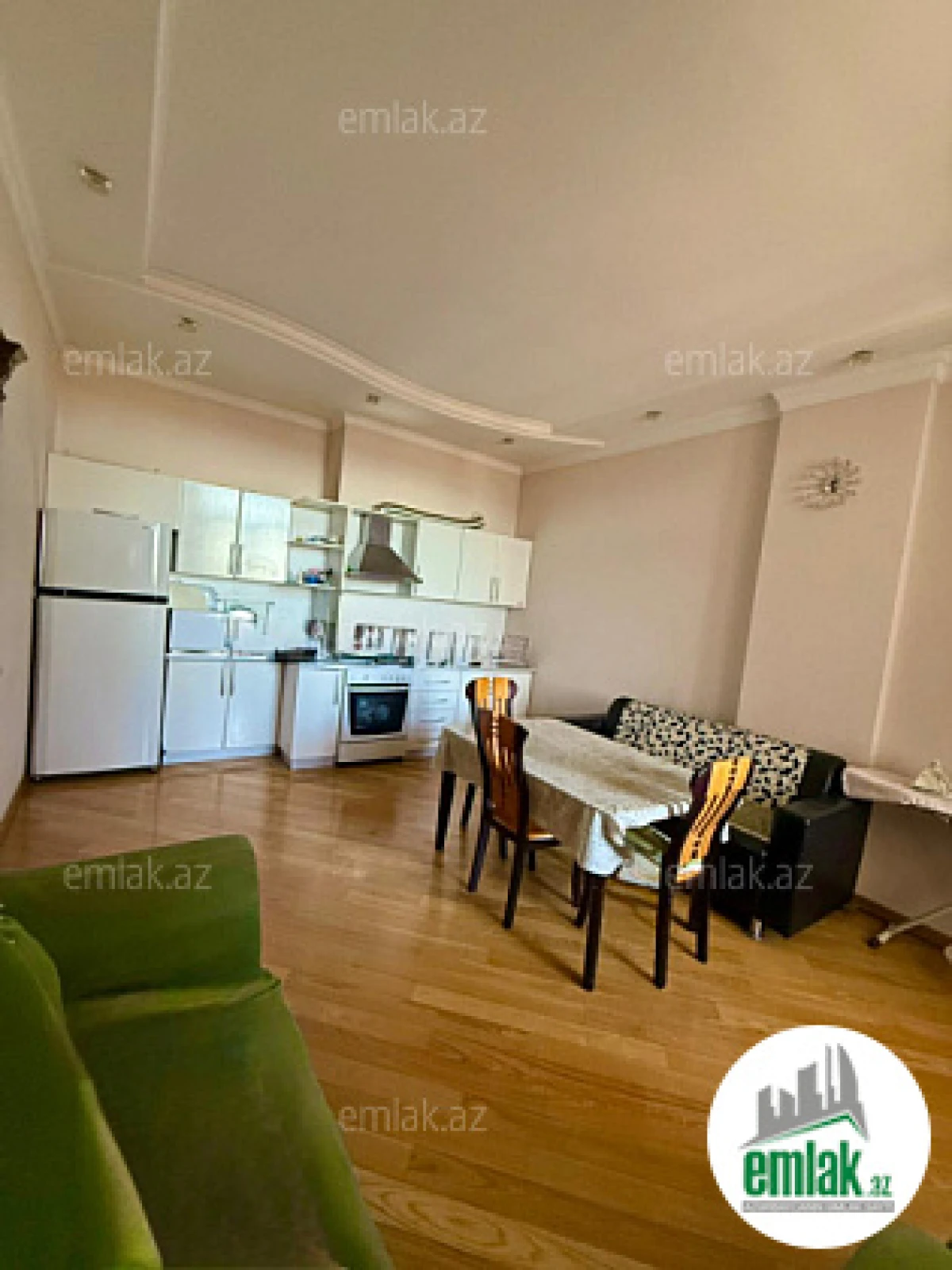 Satılır 2 otaqlı yeni tikili 112 m²