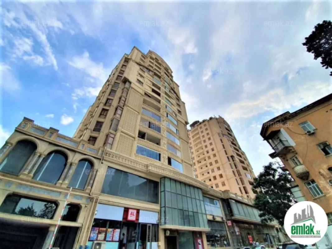 Satılır 3 otaqlı yeni tikili 134 m²