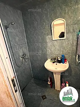 Satılır 2 otaqlı köhnə tikili 45 m²