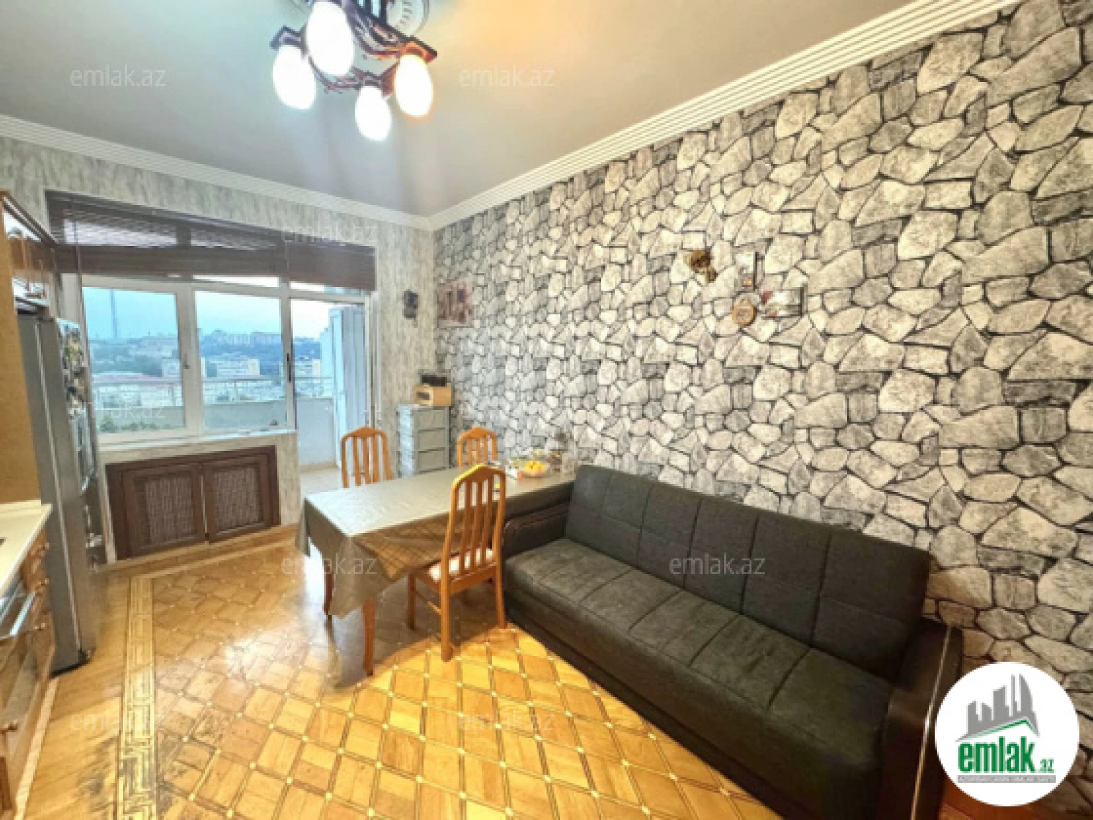 Satılır 3 otaqlı yeni tikili 150 m²