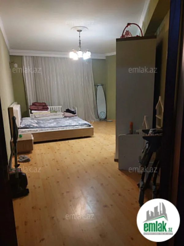 Satılır 3 otaqlı yeni tikili 115 m²