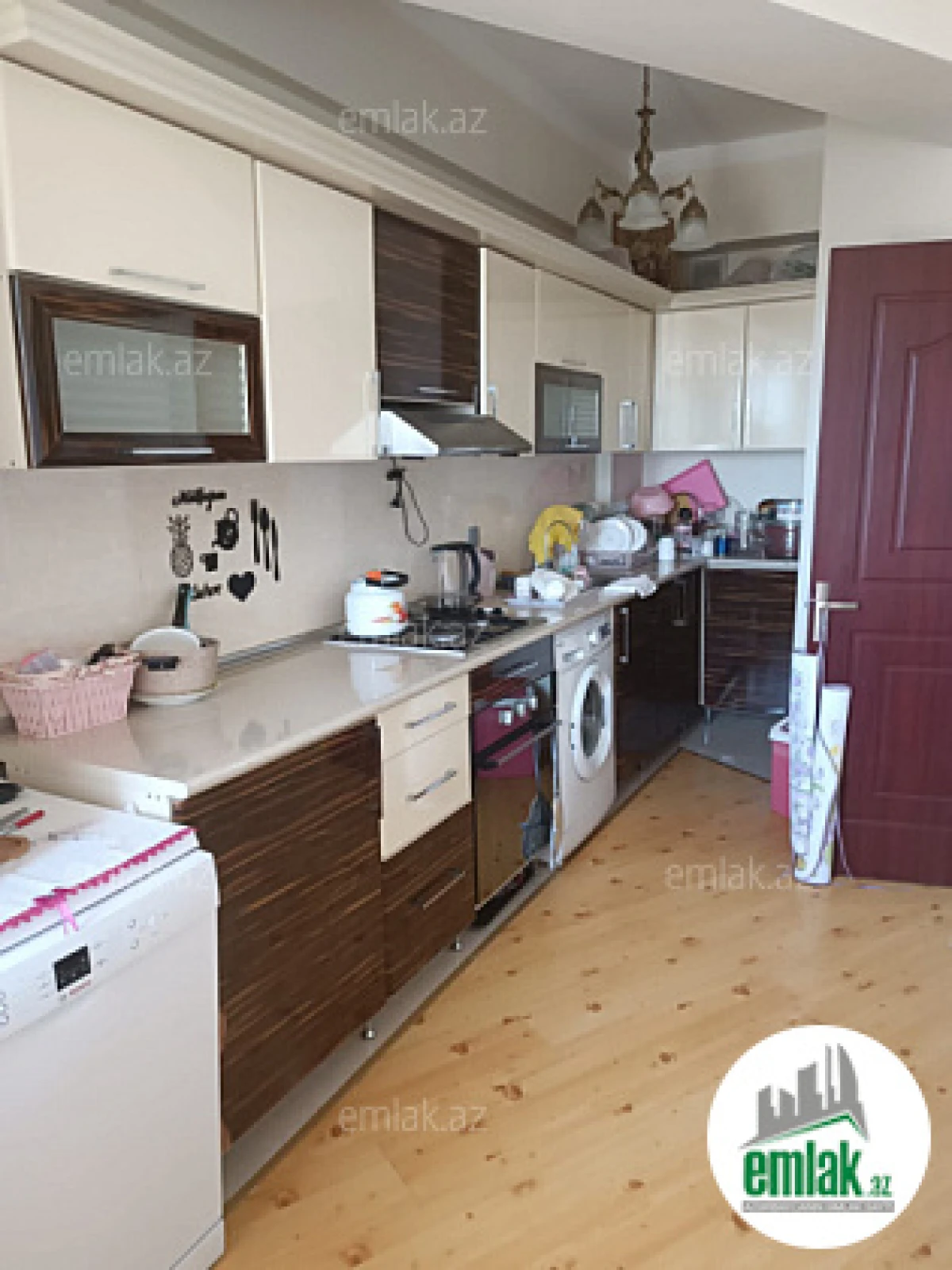 Satılır 3 otaqlı yeni tikili 115 m²