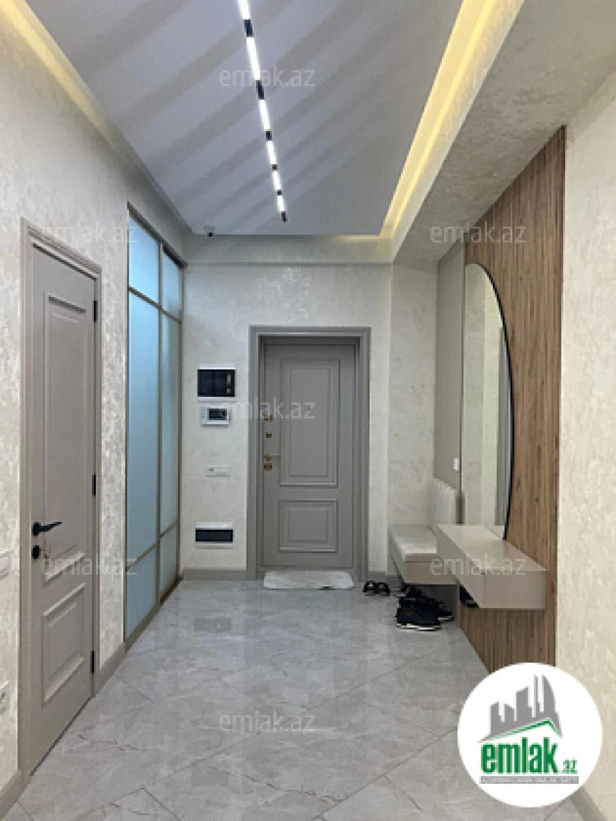 Satılır 4 otaqlı yeni tikili 145 m²