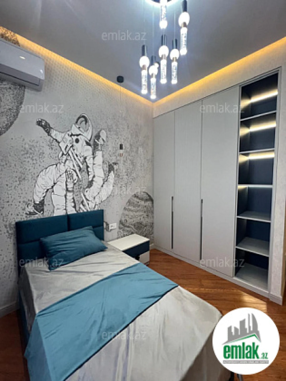 Satılır 4 otaqlı yeni tikili 145 m²