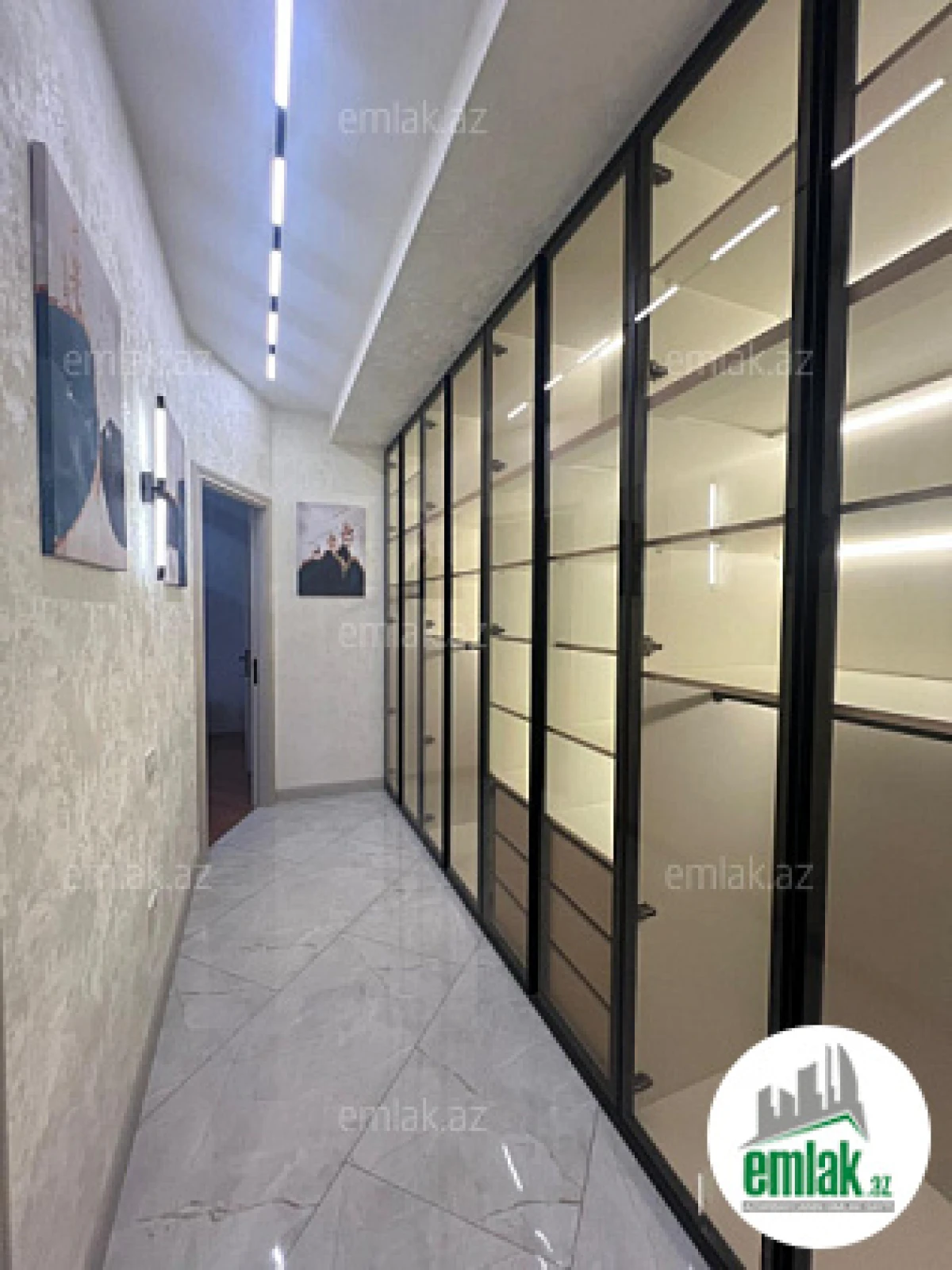 Satılır 4 otaqlı yeni tikili 145 m²