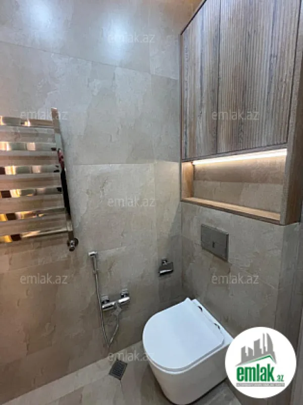 Satılır 4 otaqlı yeni tikili 145 m²